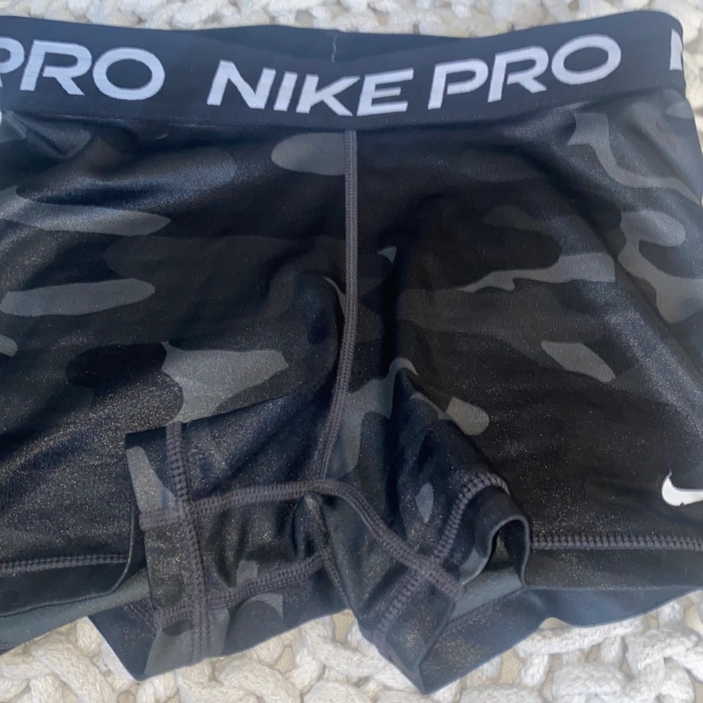 Shorts - Picture 2 of 2